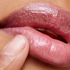 HydroPure™ Hyaluronic Lip Gloss - Image 5