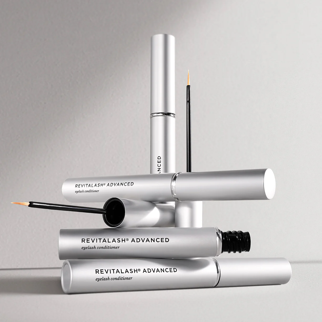 RevitaLash® Advanced Eyelash Conditioner - Image 2